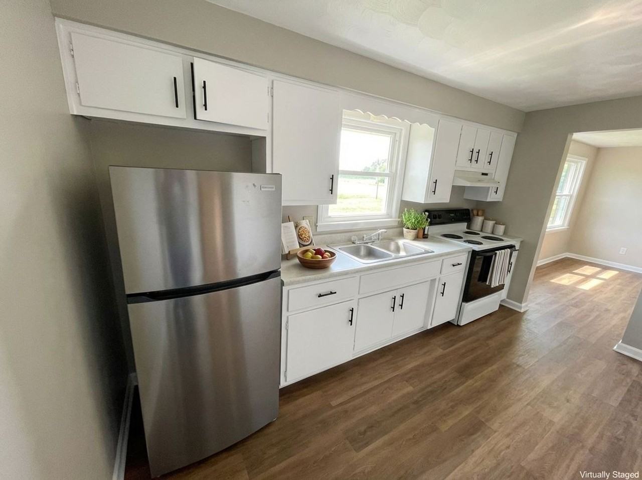 Welcome to the Fieldcrest Apartments! - Photo 3 of 6