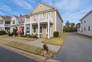 107 Fuller Estate Dr - Photo 1 of 1