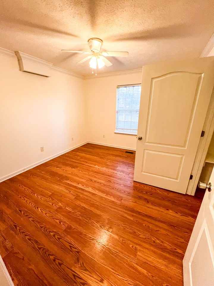 1769 Lakemont Dr S - Photo 7 of 14