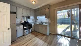 2 & 3 Bedroom Townhomes in West Ashley - Photo 1 of 1