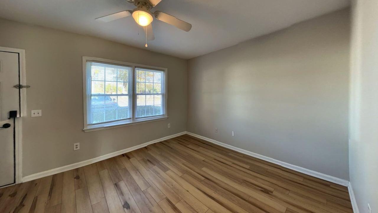 2 & 3 Bedroom Townhomes in West Ashley - Photo 2 of 17