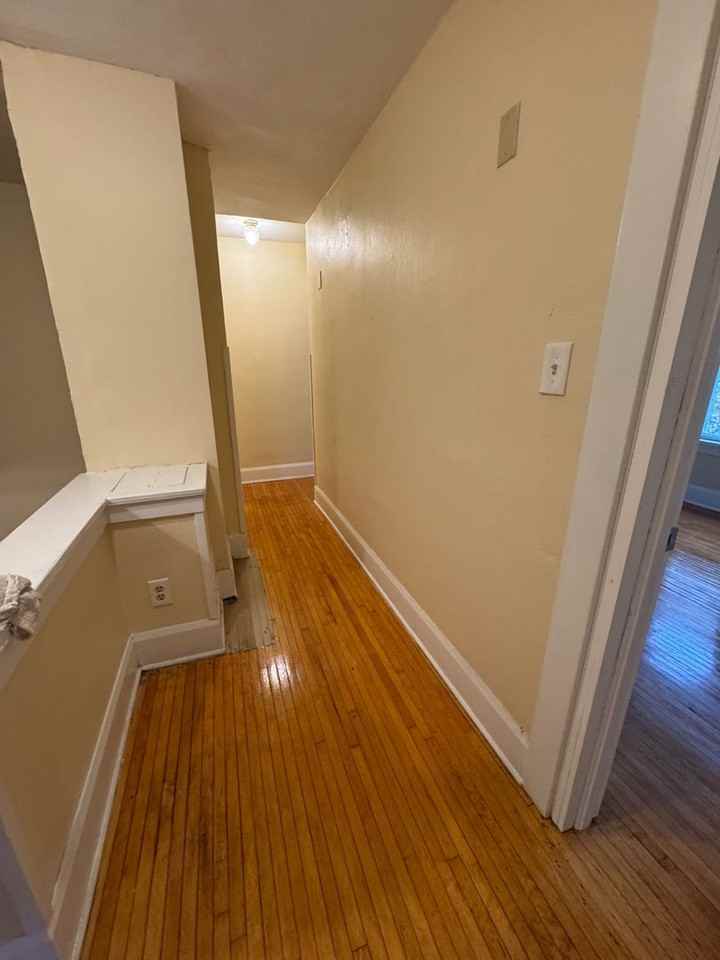 135 N Longwood St - Photo 2 of 19