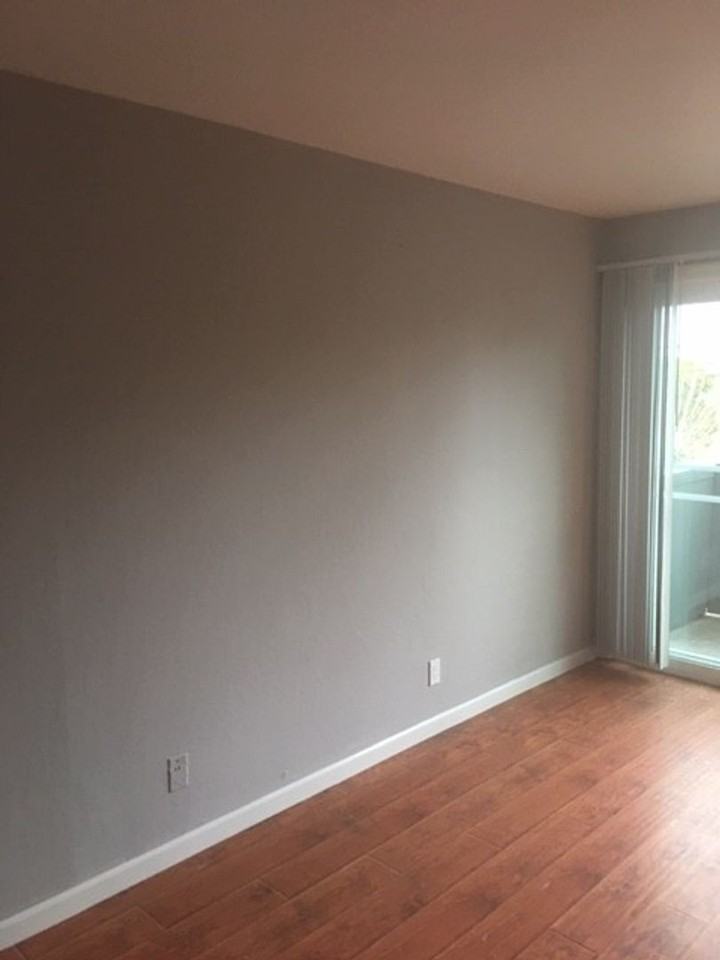 1125 1125 Lacey Lane - 1125 Lacey Ln #4 - Photo 7 of 23