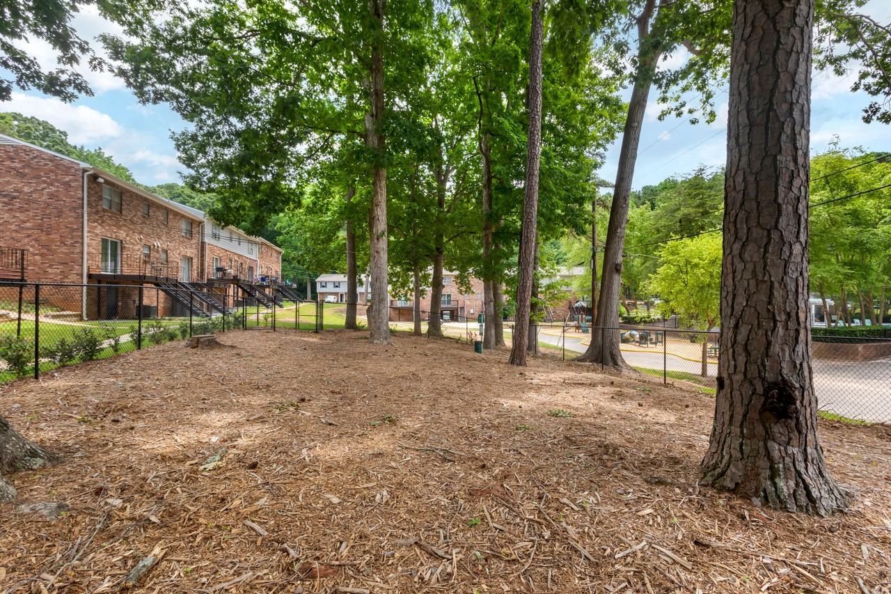 Crystal Grove Townhomes - Photo 5 of 45