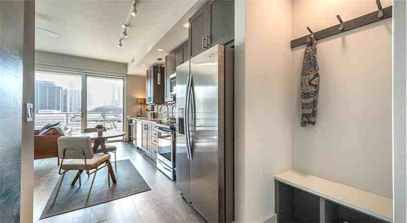 N Houston St - Photo 4 of 19