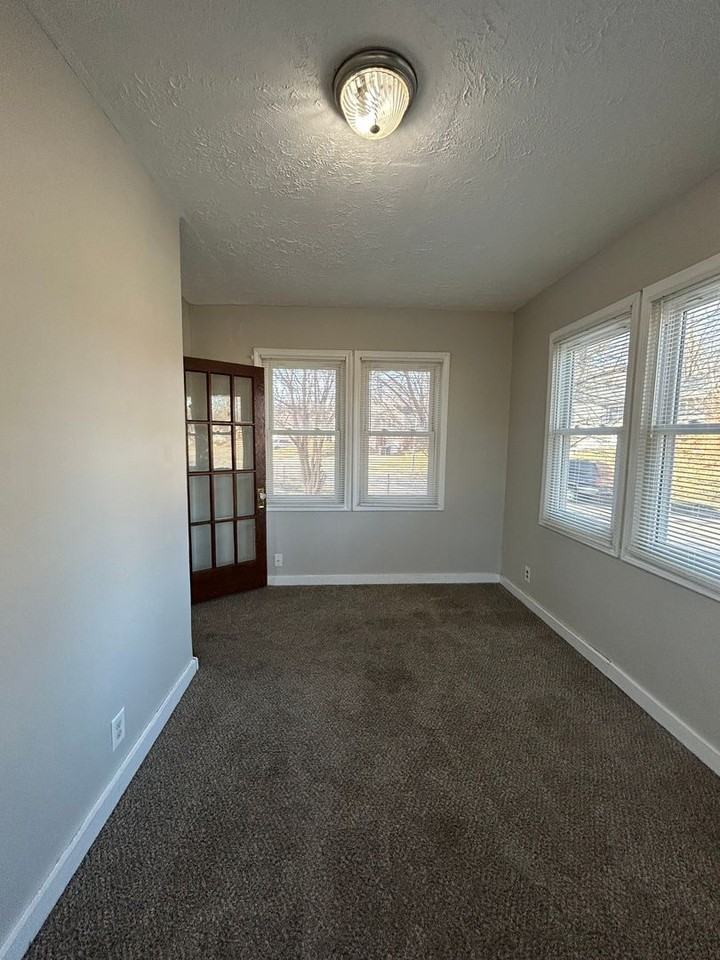 4071 Paxton Blvd - Photo 6 of 27