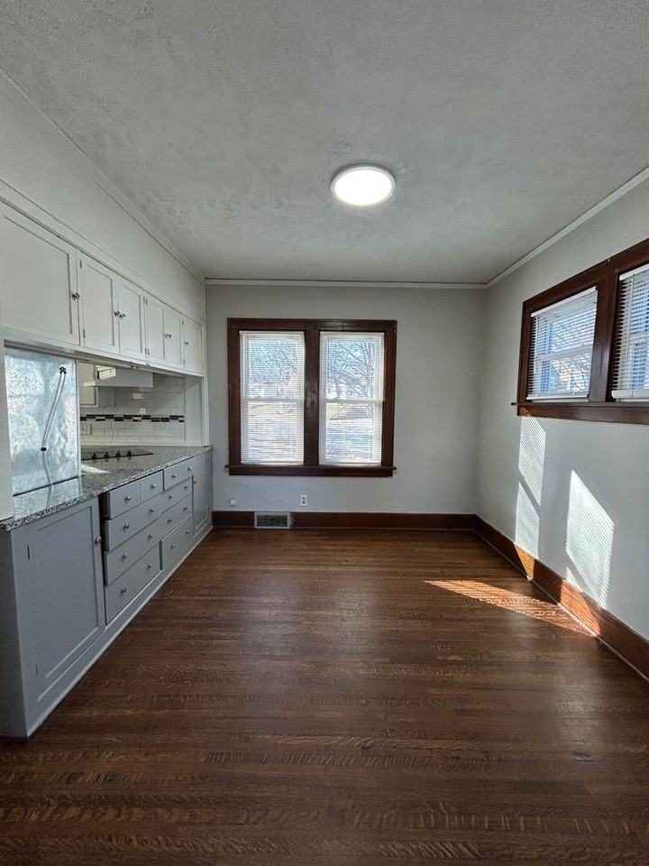 4071 Paxton Blvd - Photo 7 of 27