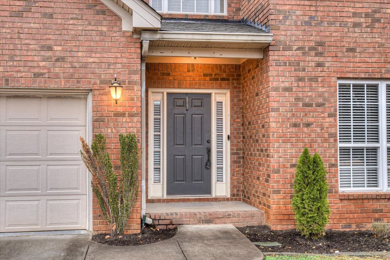 4441 Mcmanus Ct - Photo 4 of 40