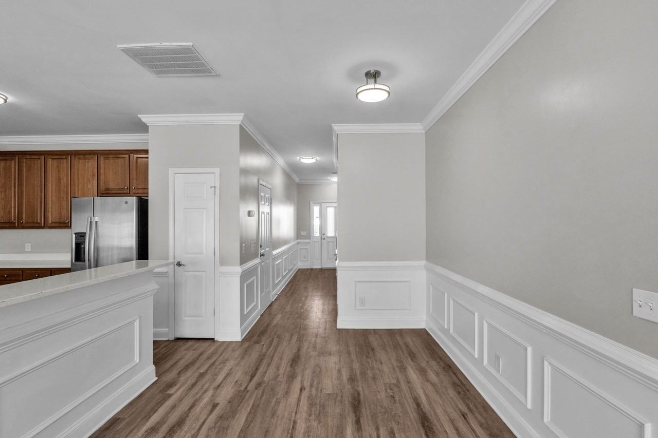 135 Growden Ln - Photo 4 of 31