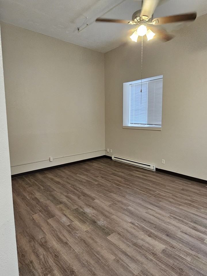 Central Square Apts - Photo 3 of 14