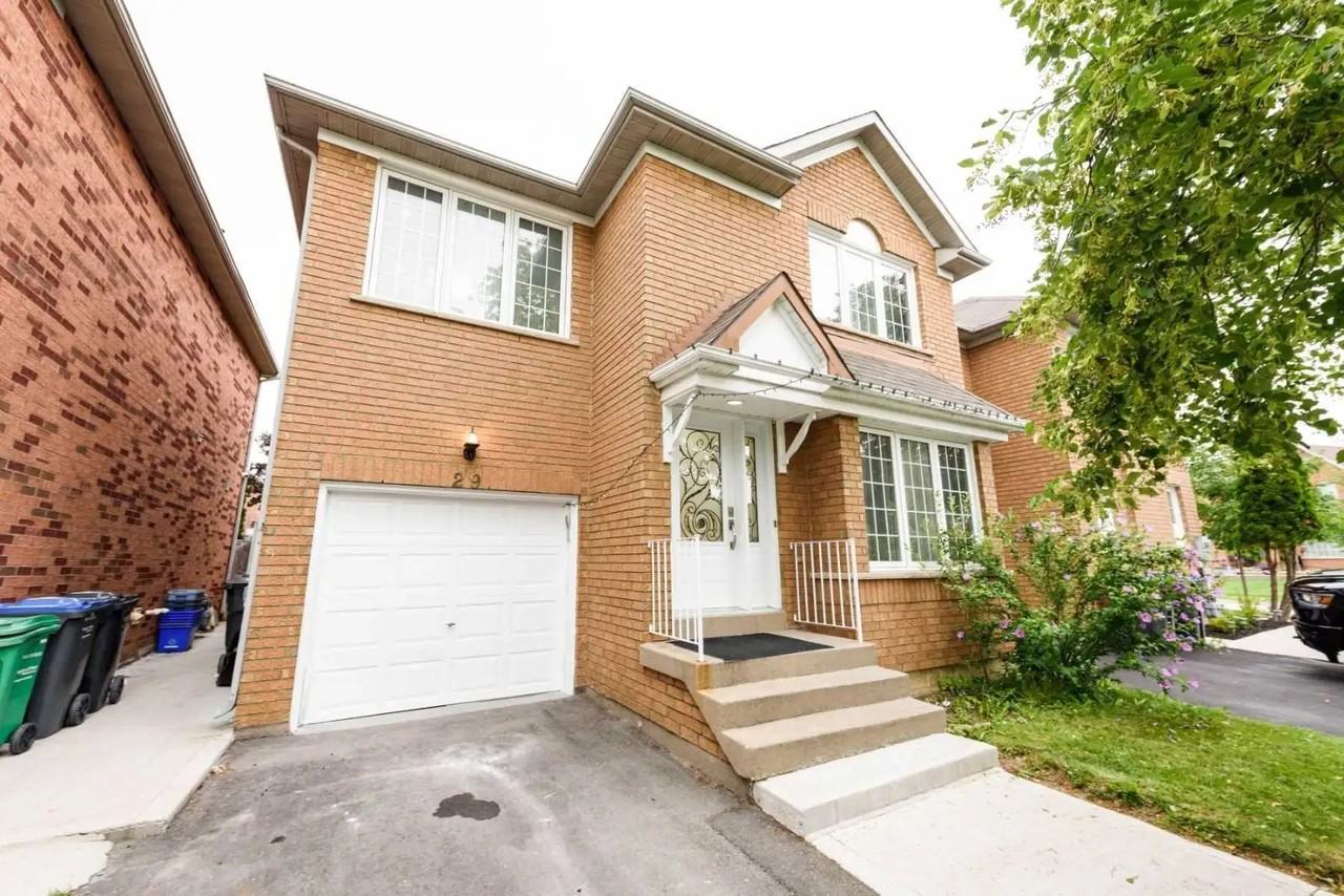 29 Softneedle Avenue - Photo 2 of 19