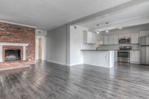 featured image of 4455 Jefferson St #4