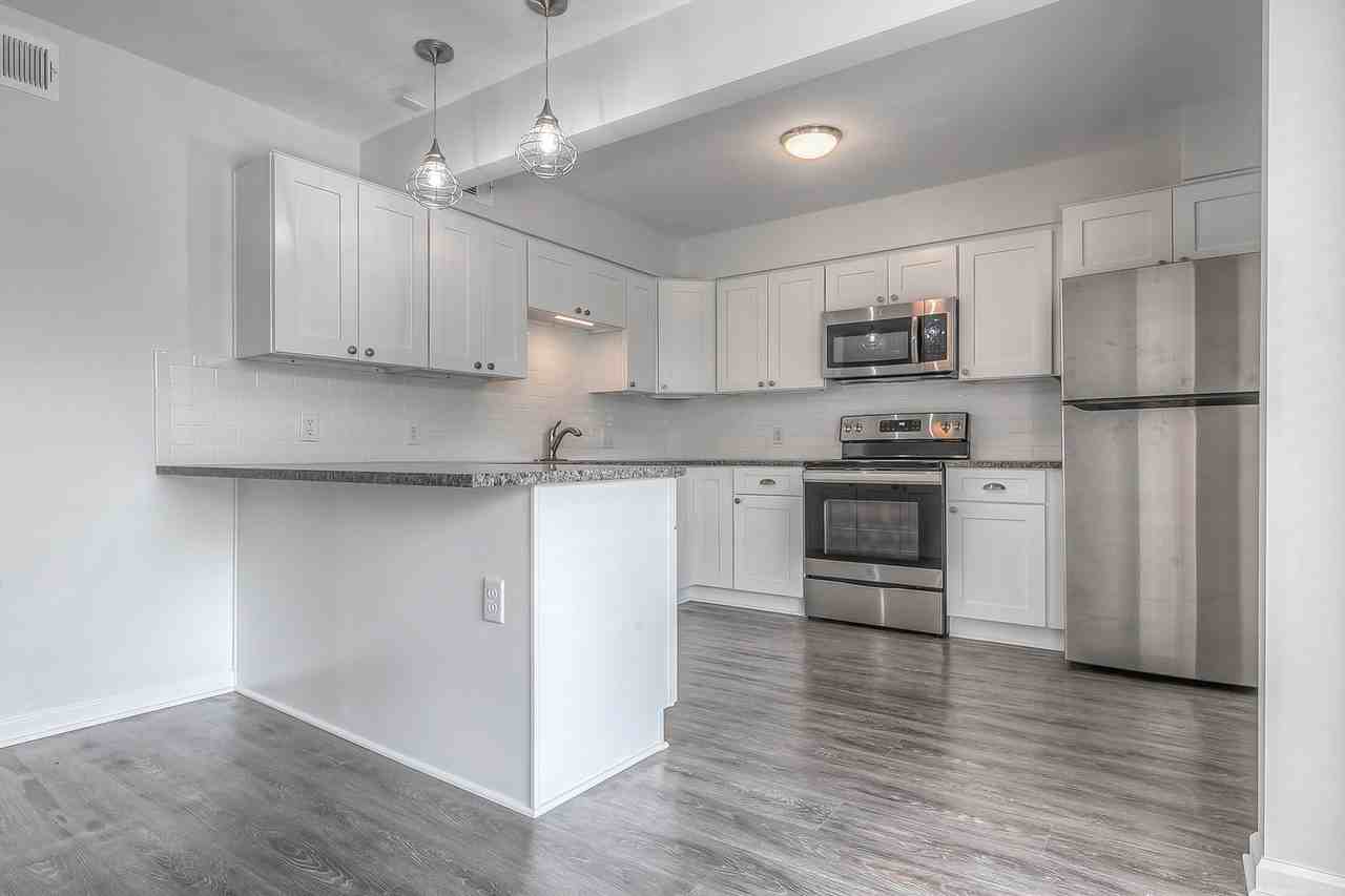 4455 Jefferson St #4 - Photo 7 of 19