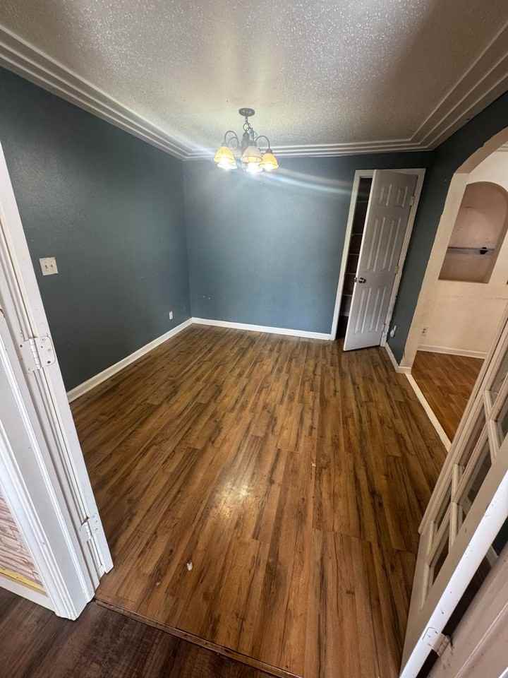 500 4th Ave Ne - Photo 3 of 13