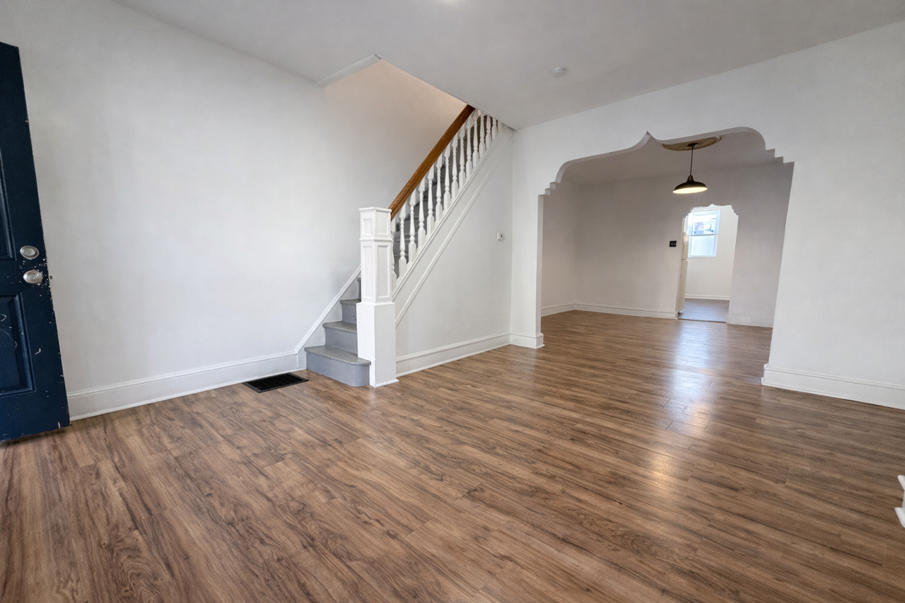 5114 Parrish St - Photo 3 of 16