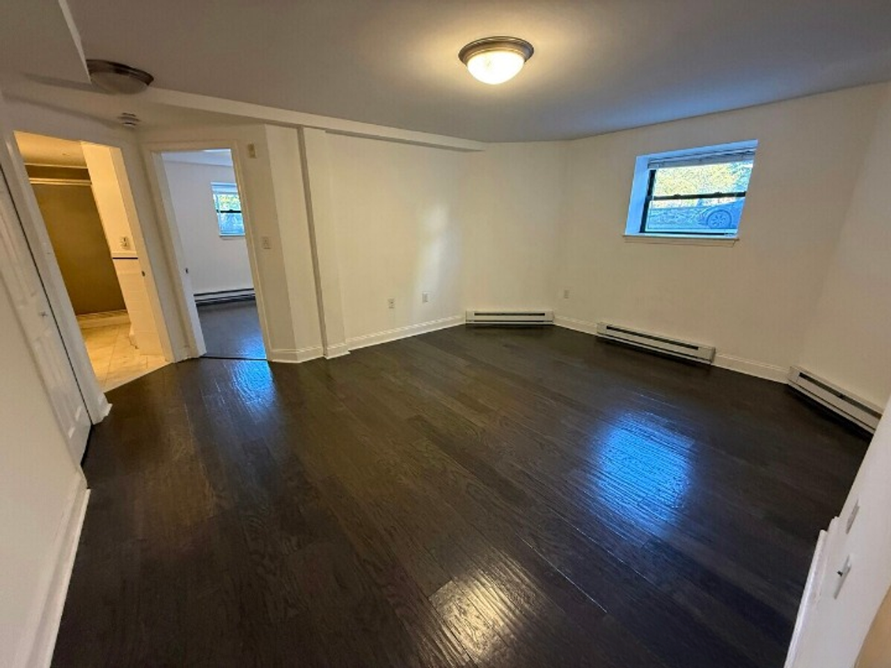 455 Centre St - Photo 6 of 24