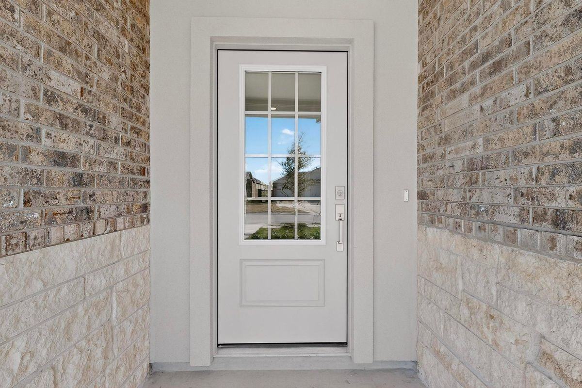 1516 Boggy Creek Ranch Rd - Photo 3 of 24