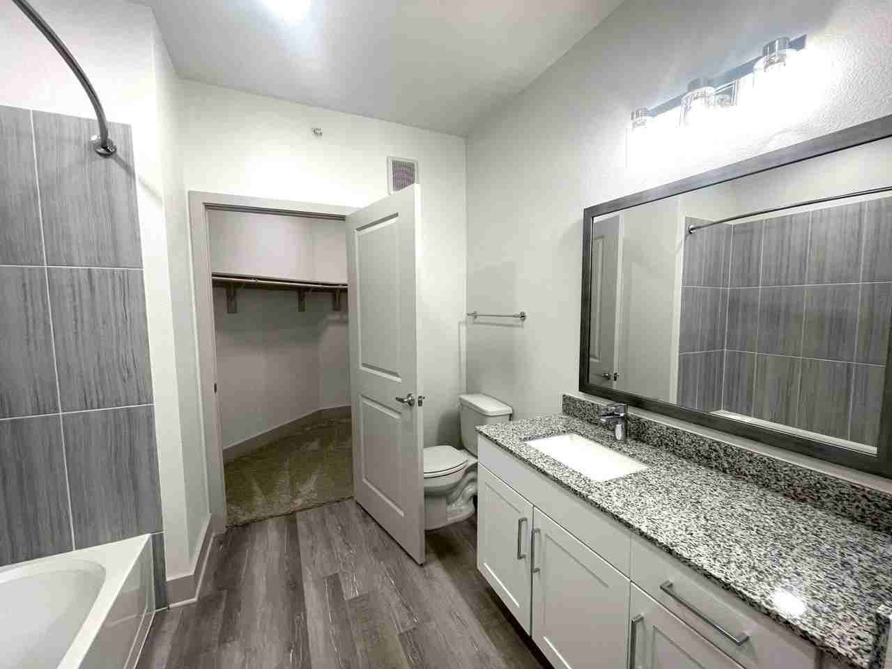 2601 N Austin Ave #02-203 - Photo 5 of 12