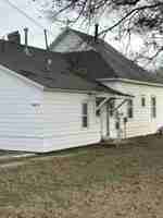 featured image of 1007 E Madison St