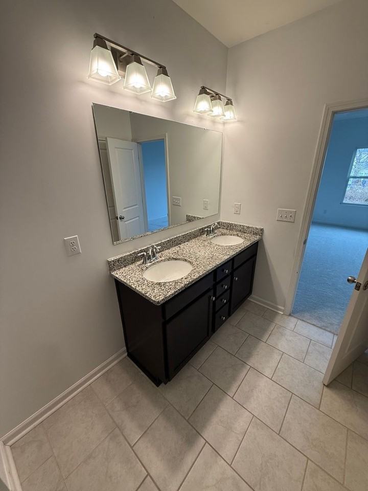 5954 River Meadow Ct - Photo 5 of 27