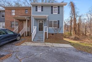 featured image of 902F Creekside Dr