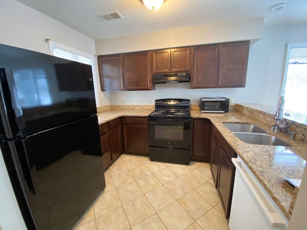 2850 Sand Run Pkwy - Photo 4 of 12