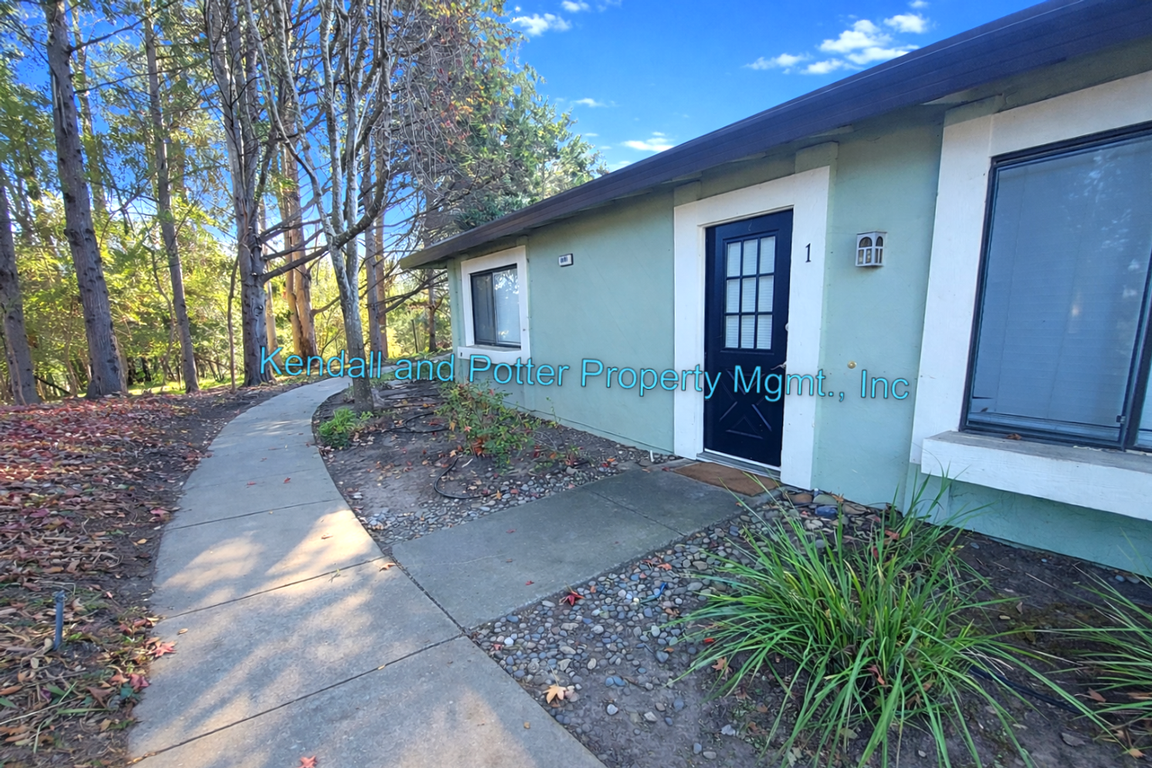 1131 Sills Ct #1 - Photo 2 of 11