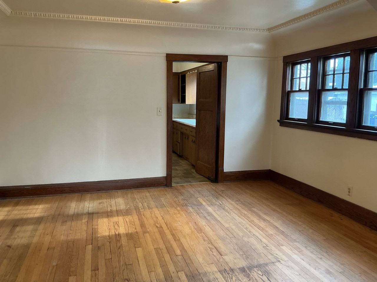 2924 N 56th St - Photo 7 of 11