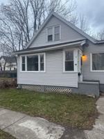 featured image of 8 Laurel St