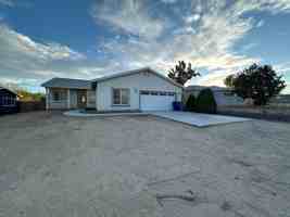 featured image of 61819 Petunia Dr