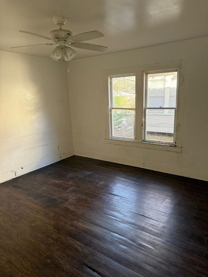 2550 Pierce St - Photo 4 of 15