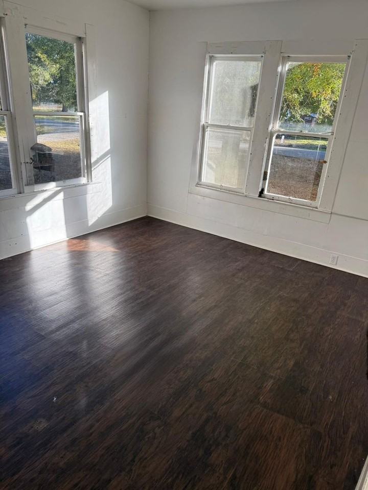 2550 Pierce St - Photo 5 of 15