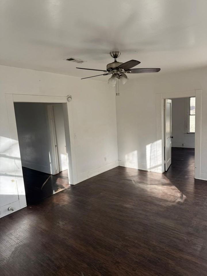 2550 Pierce St - Photo 6 of 15