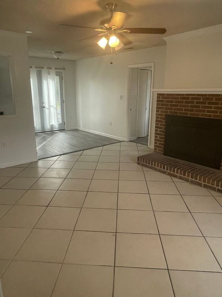 7400 Lea Wood Ln - Photo 5 of 11