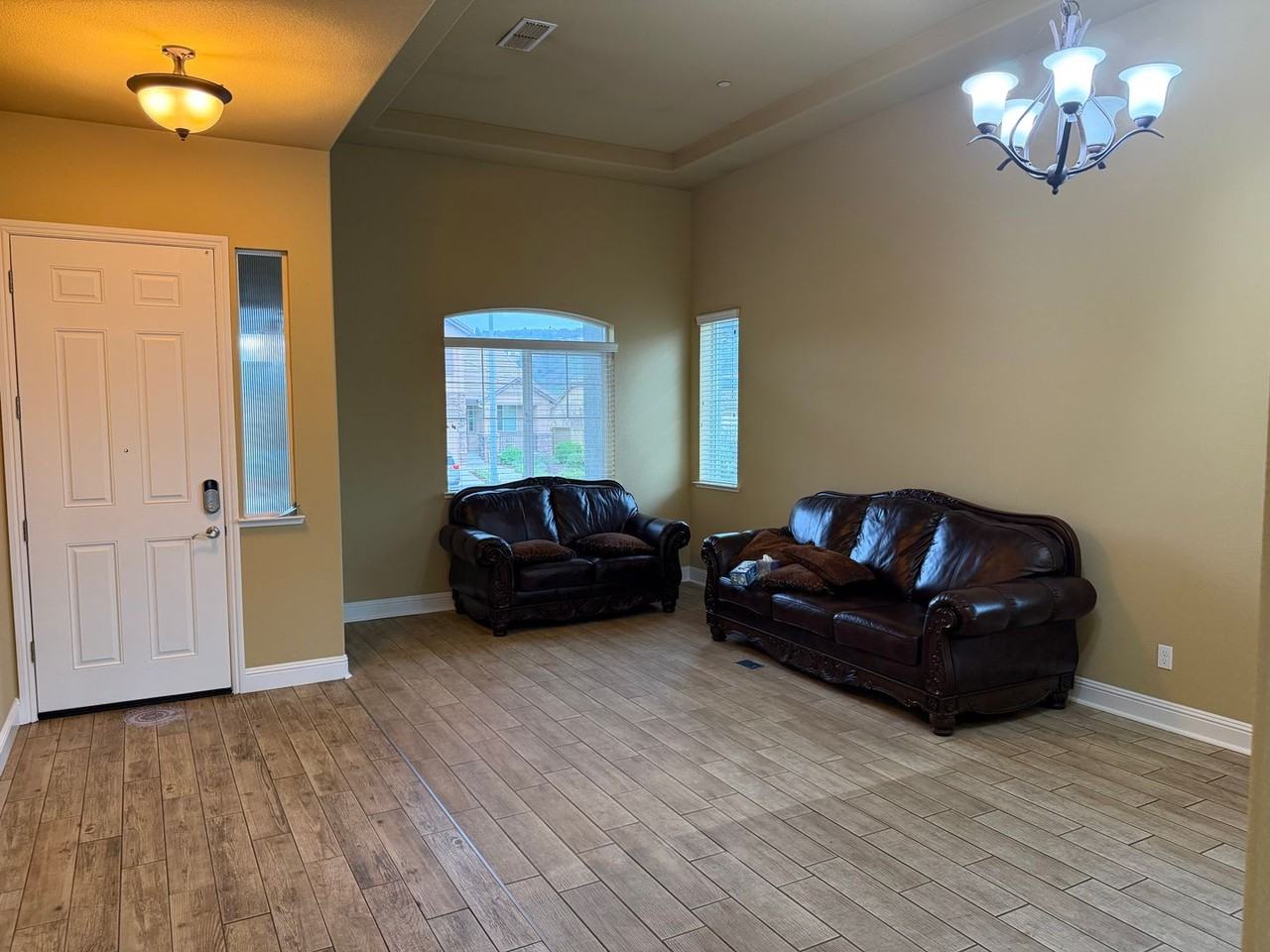 2109 Buljan Ct - Photo 3 of 37