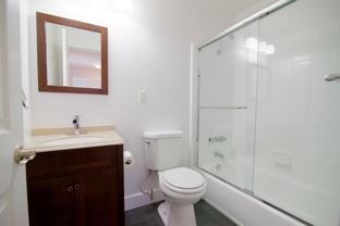 Lincoln - Photo 1 of 1