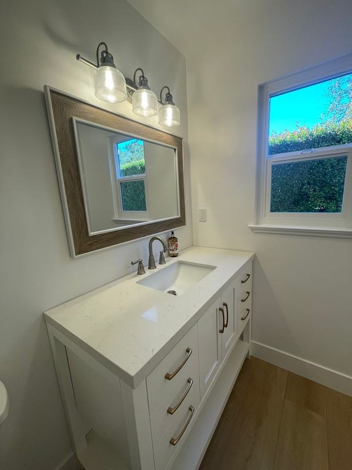 1213 Manitou Rd - Photo 3 of 6