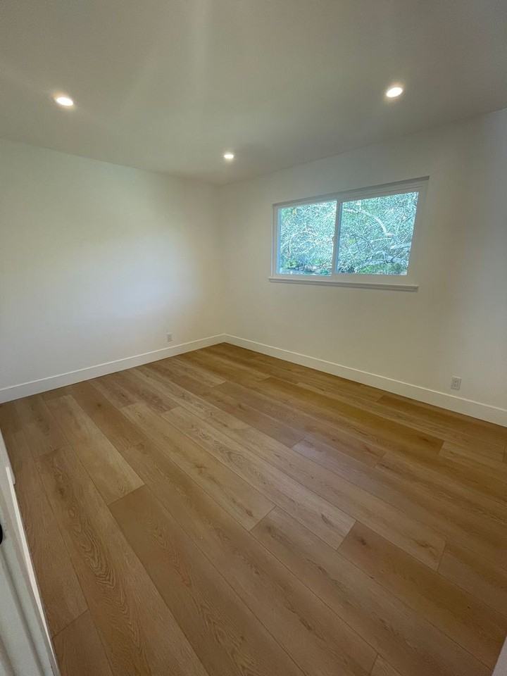 1213 Manitou Rd - Photo 5 of 6