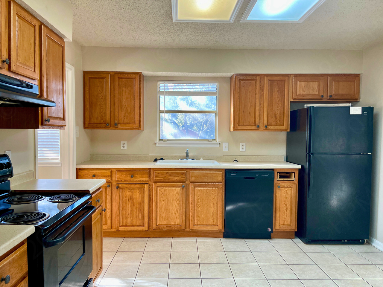 8600 Wood Wind - Photo 7 of 13