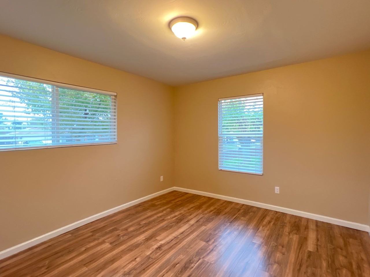 2304 Pictoria Dr - Photo 6 of 15