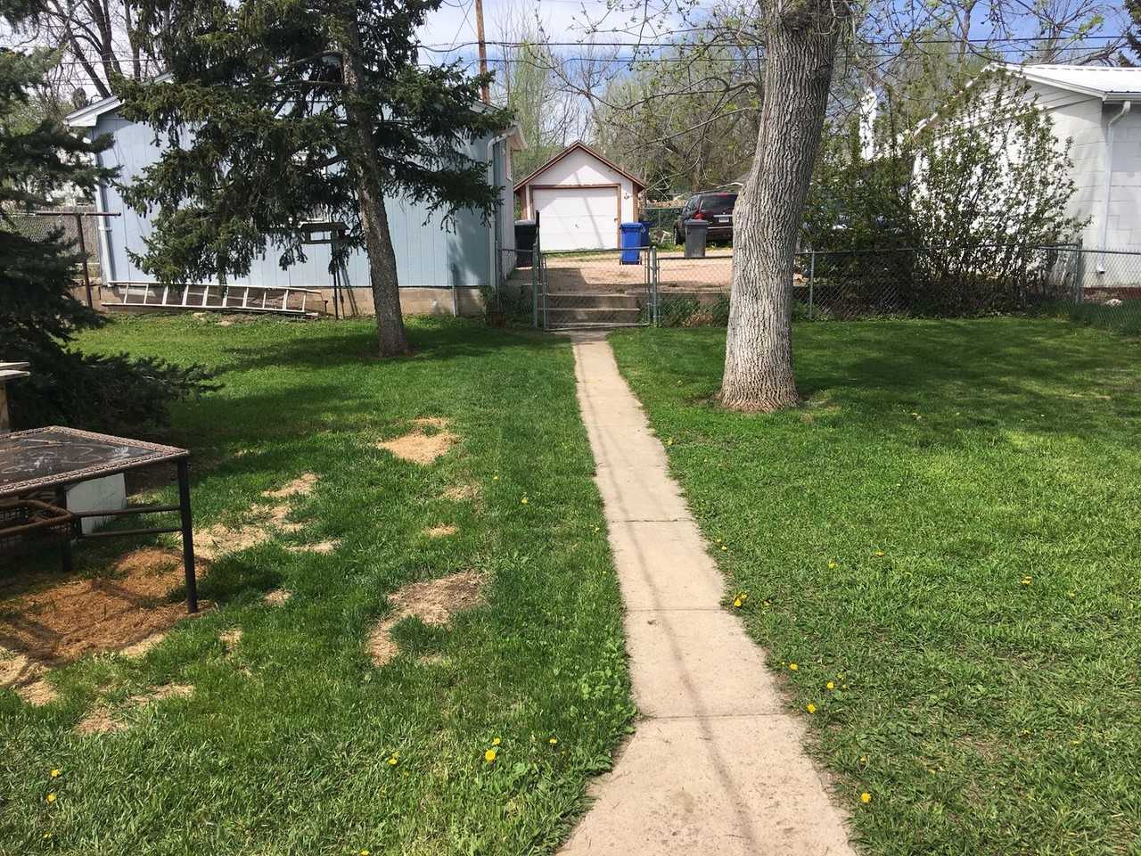 1021 Dilger Ave - Photo 3 of 34