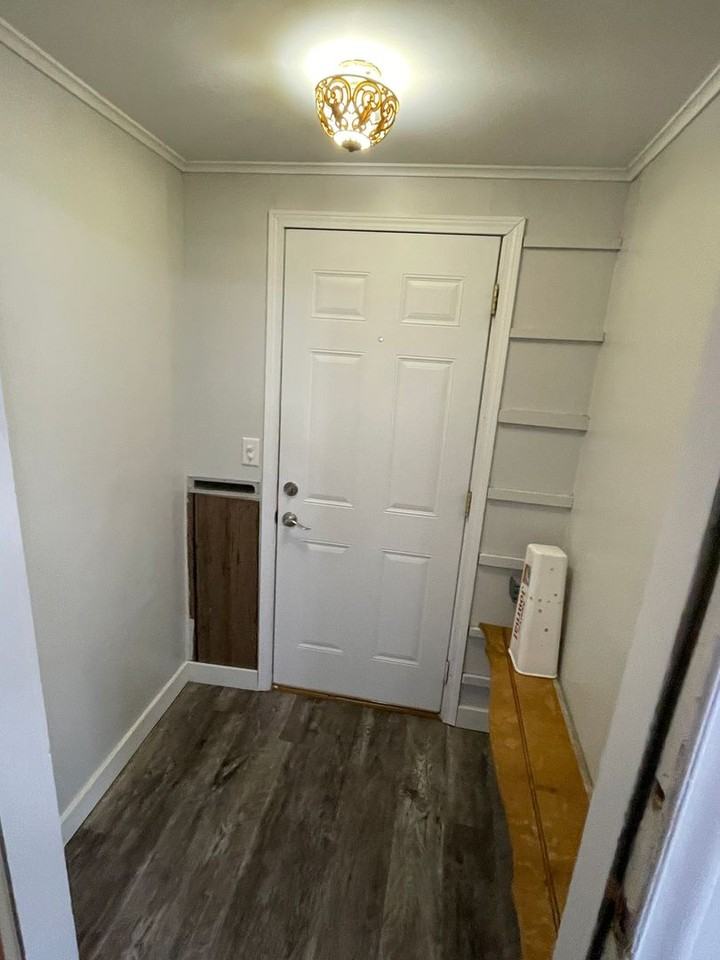 1021 Dilger Ave - Photo 5 of 34