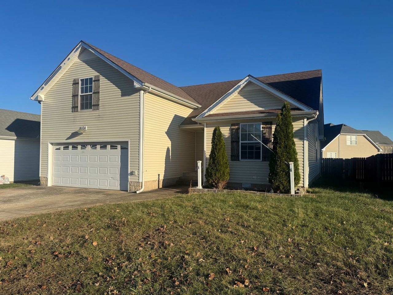 1051 Cindy Jo Ct - Photo 3 of 33