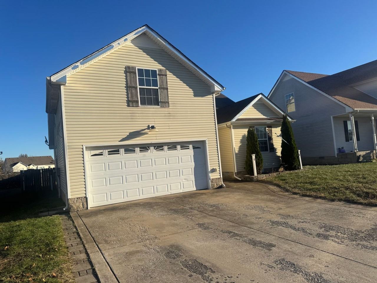 1051 Cindy Jo Ct - Photo 4 of 33