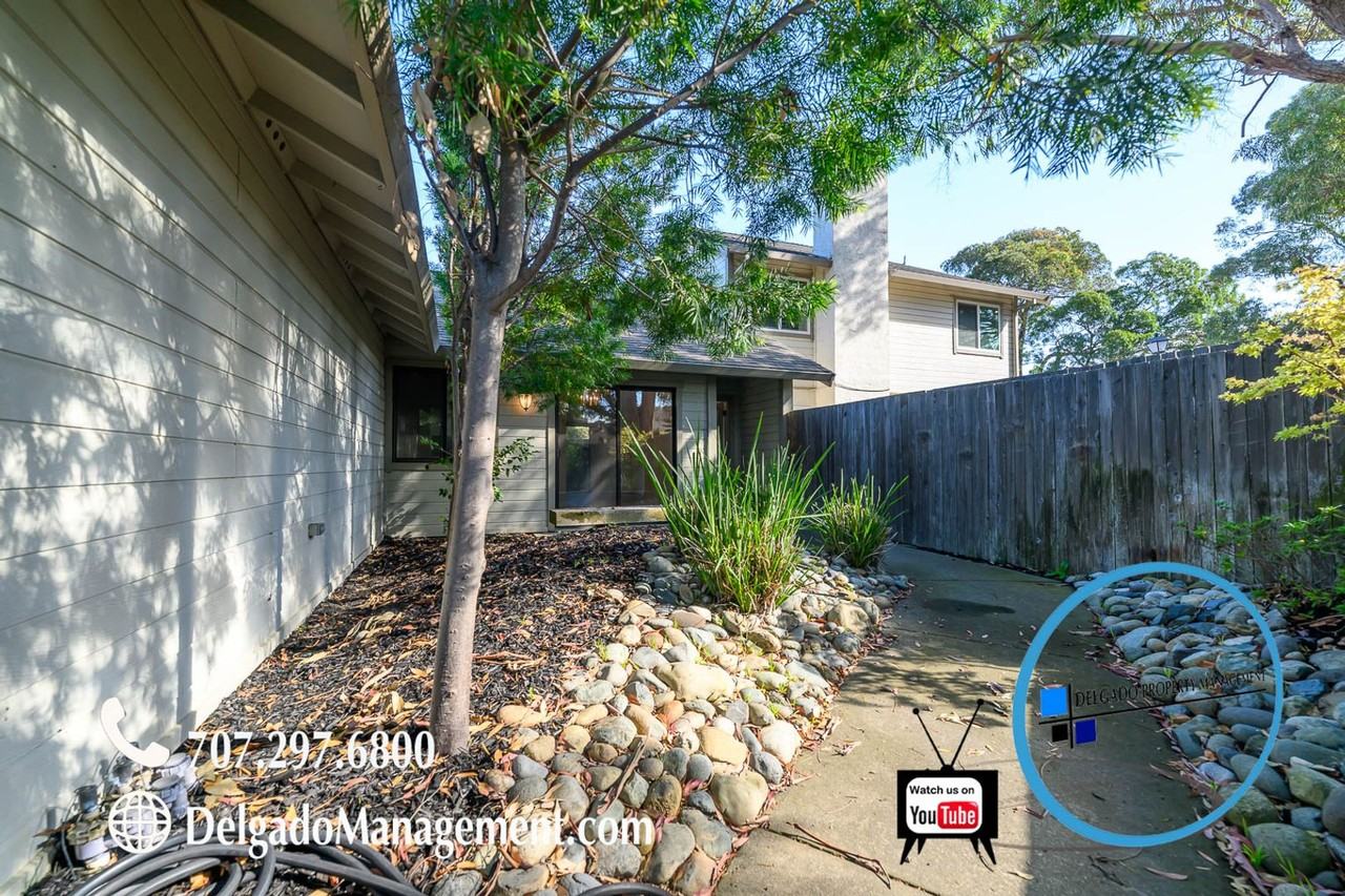 538 Laurel Ct - Photo 2 of 31