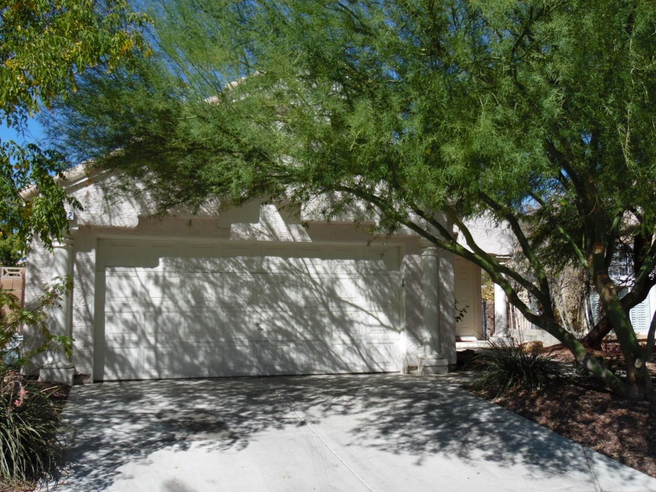 8332 Tide Pool Dr - Photo 2 of 18