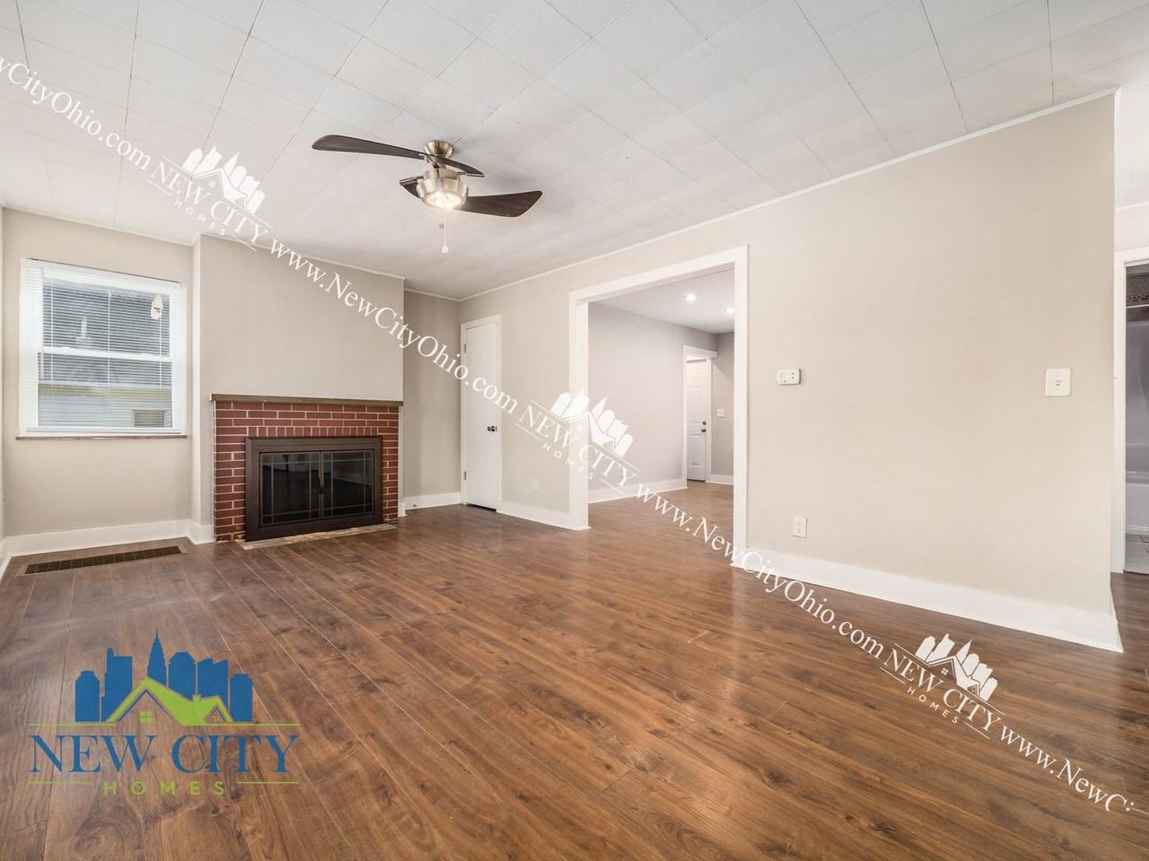 1621 Sullivant Ave - Photo 7 of 39