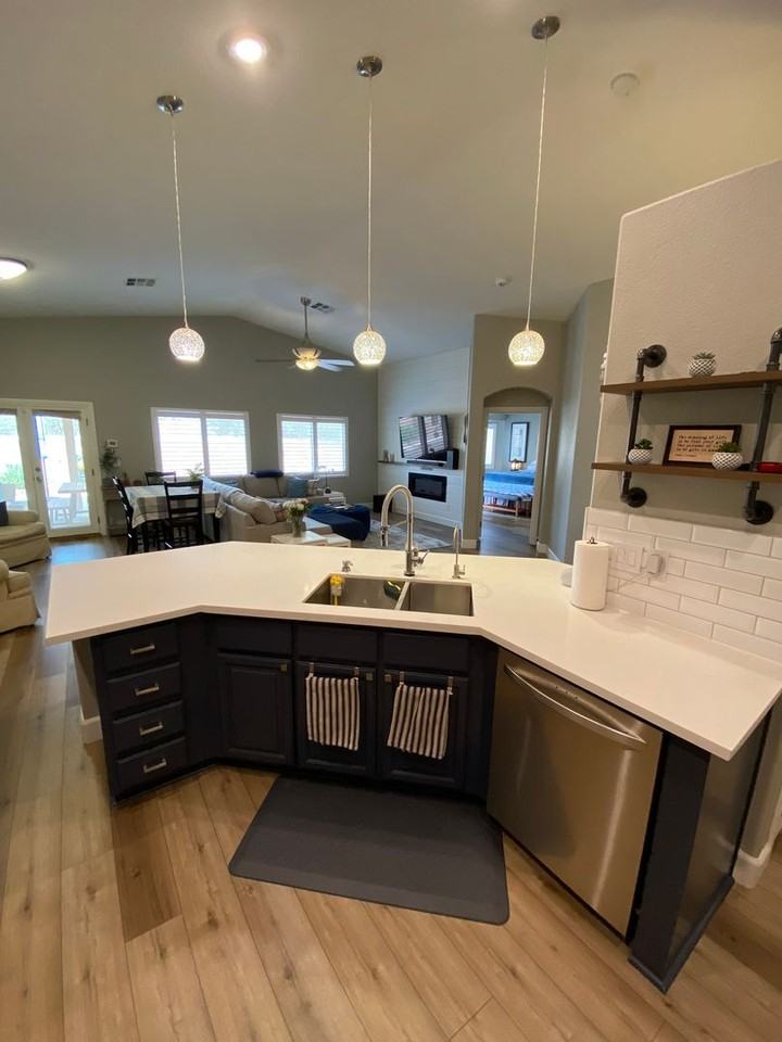 6528 Ruddock Dr - Photo 5 of 50