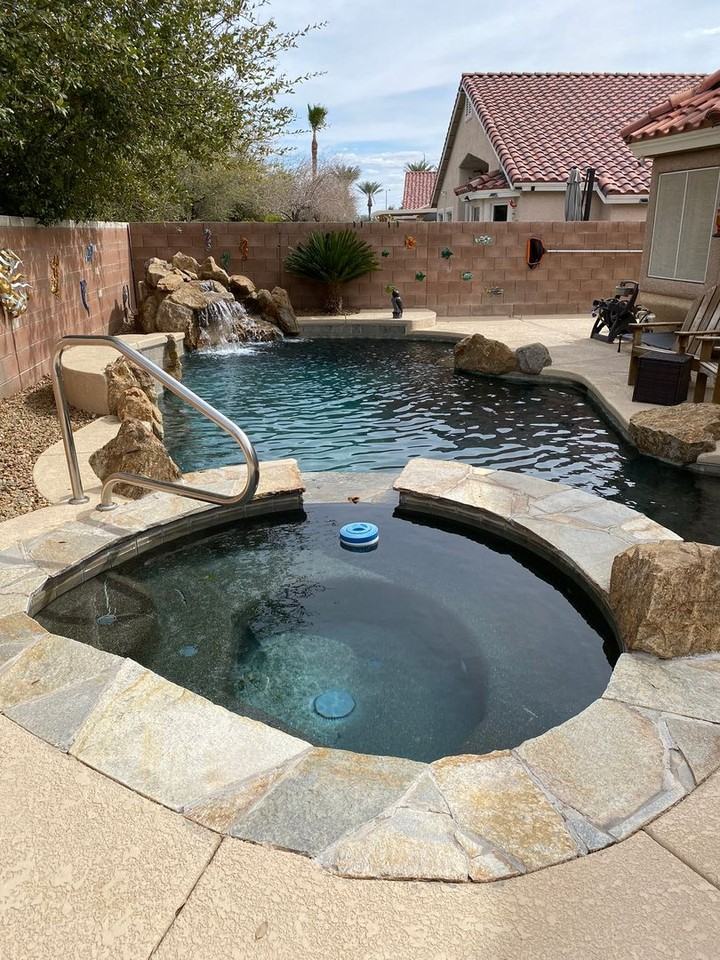 6528 Ruddock Dr - Photo 7 of 50