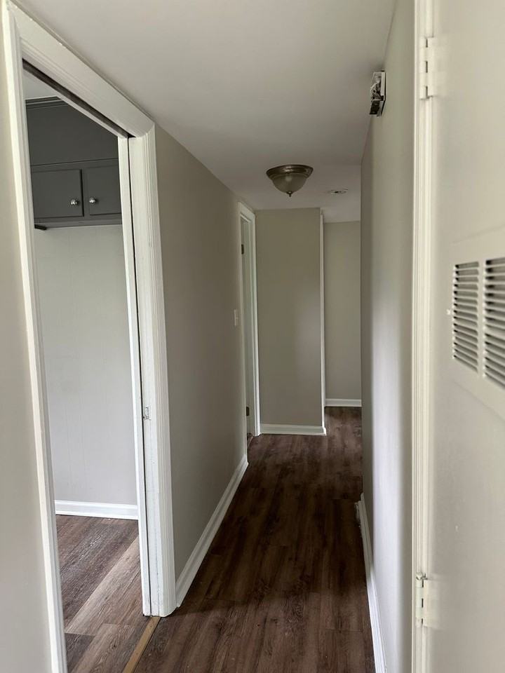 5033 Letson St - Photo 4 of 8